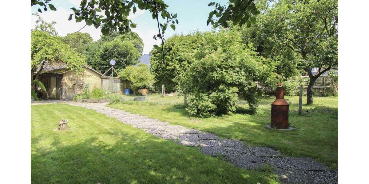 Einfamilienhaus Schwabstedt - 6 Zimmer, 240.000&euro; | Angebot:25864763