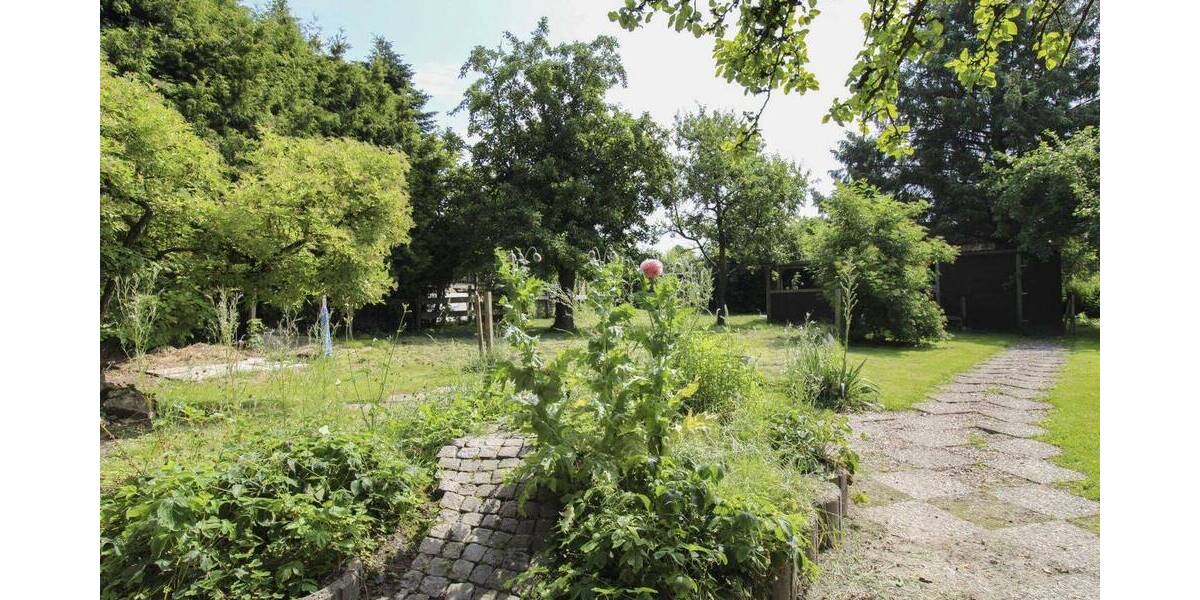 Einfamilienhaus Schwabstedt - 6 Zimmer, 240.000&euro; | Angebot:26141935