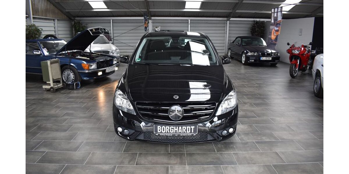 Mercedes-Benz B 180 79.300 km 11.990 &euro; Loit 24888