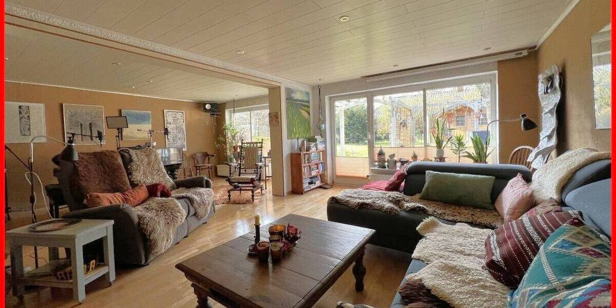 Einfamilienhaus Schleswig - 5 Zimmer, 140 m&sup2;, 215.000&euro; | Angebot:25705479