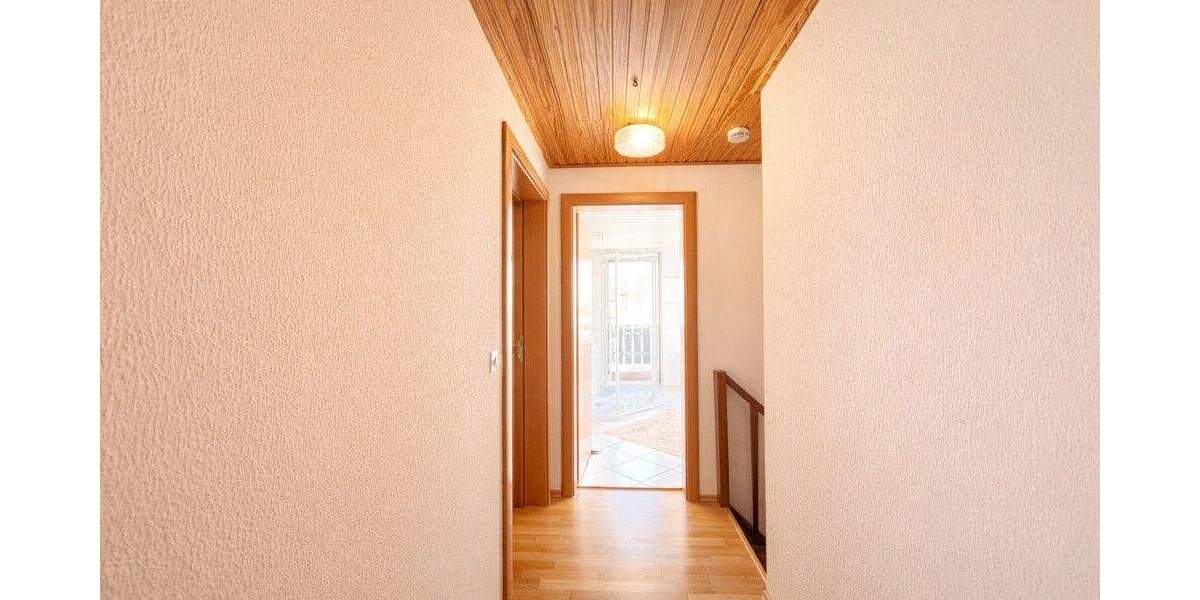 Einfamilienhaus Westerrönfeld - 5 Zimmer, 139 m&sup2;, 385.000&euro; | Angebot:25780002