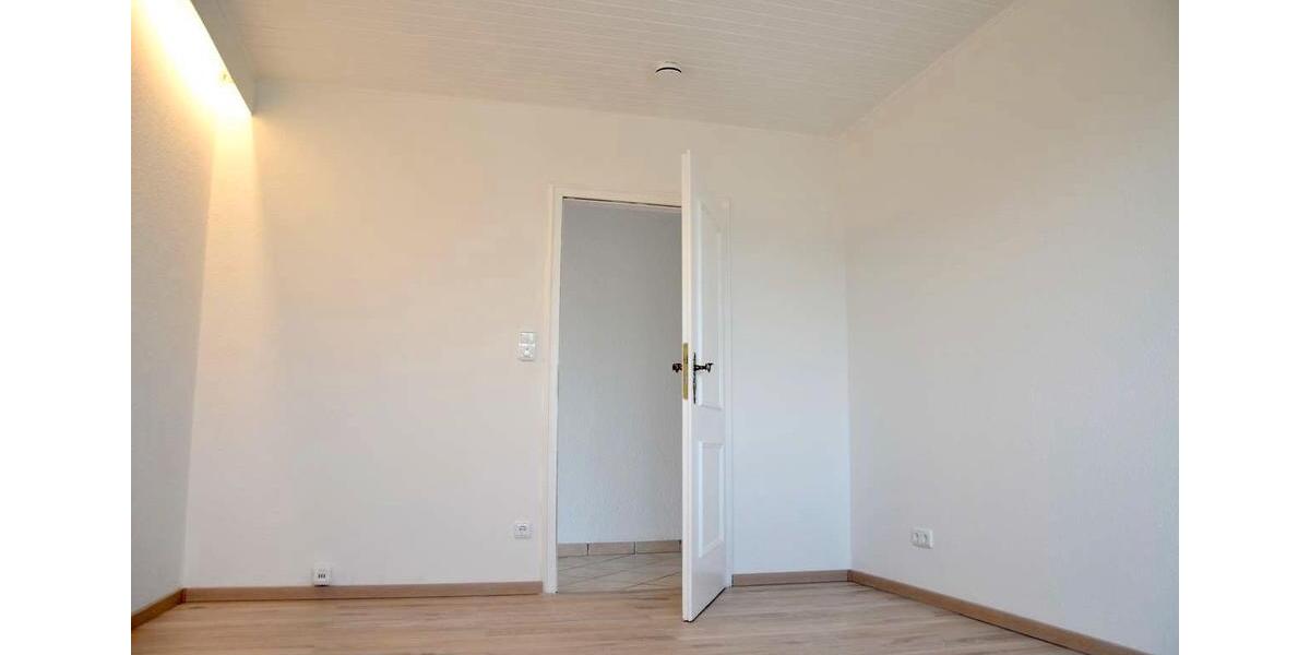 Etagenwohnung Borgstedt - 3 Zimmer, 88 m&sup2;, 1.100&euro; | Angebot:24933729