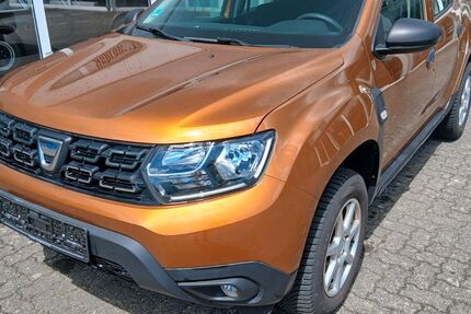 Dacia Duster 81.140 km 11.890 &euro; Schleswig 24837