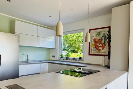 Haus Husby - 6.5 Zimmer, 226 m&sup2;, 480.000&euro; | Angebot:24380539