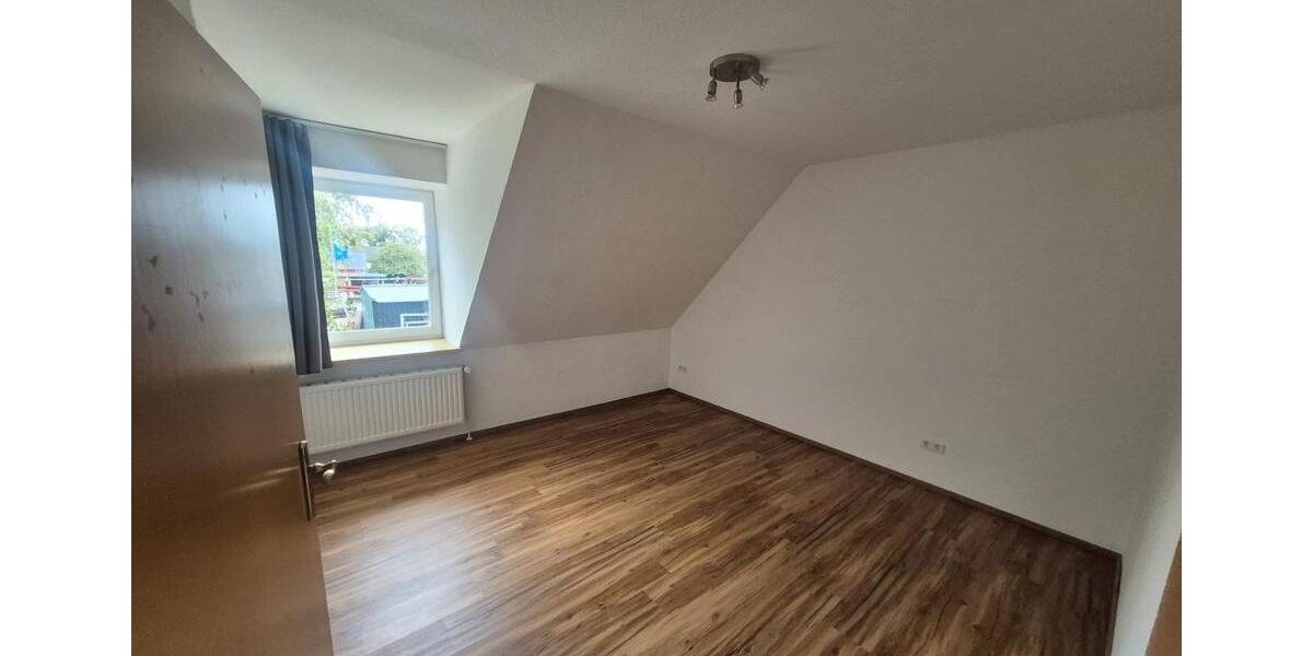 Etagenwohnung Rendsburg - 3 Zimmer, 95 m&sup2;, 800&euro; | Angebot:26475584