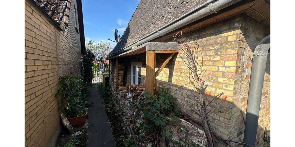 Einfamilienhaus Schwabstedt - 5 Zimmer, 160 m&sup2;, 195.000&euro; | Angebot:25780896