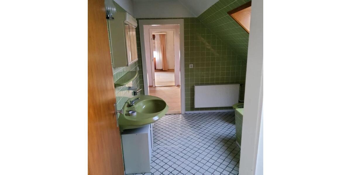 Einfamilienhaus Hollingstedt - 7 Zimmer, 236 m&sup2;, 149.000&euro; | Angebot:24789163