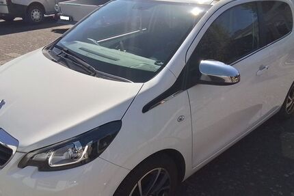 Peugeot 108 46.500 km 14.900 &euro; Hohn 24806