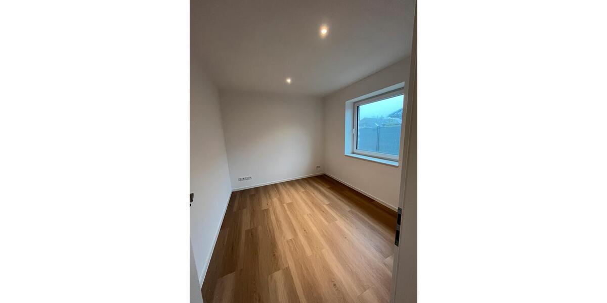 Erdgeschoßwohnung Jübek - 4 Zimmer, 85 m&sup2;, 1.200&euro; | Angebot:26666055