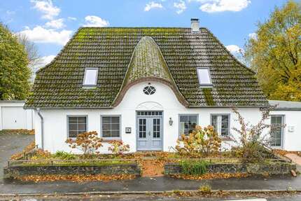 Haus Böel - 7 Zimmer, 194 m&sup2;, 335.000&euro; | Angebot:25472622