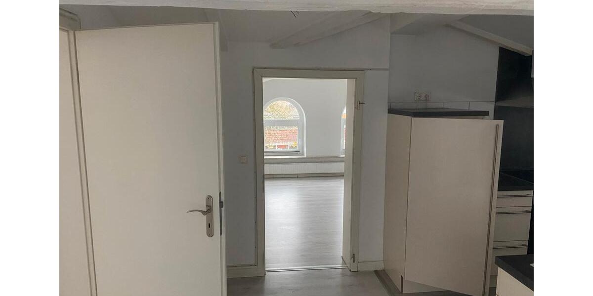 Etagenwohnung Süderbrarup - 3 Zimmer, 92 m&sup2;, 600&euro; | Angebot:26441896