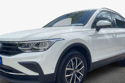 VW Tiguan 53.500 km 29.490 &euro; Rendsburg 24768