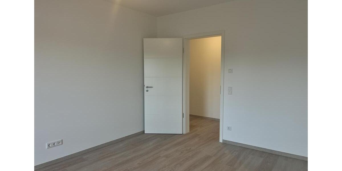 Etagenwohnung Schleswig - 2 Zimmer, 79 m&sup2;, 1.341&euro; | Angebot:25881578
