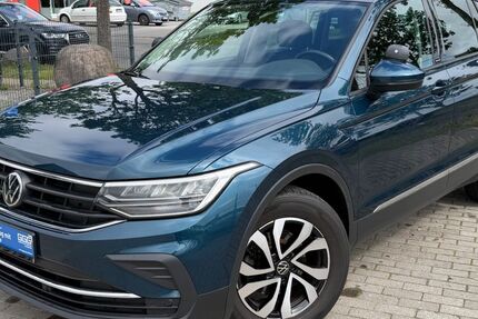 VW Tiguan 173.000 km 17.990 &euro; Schleswig 24837