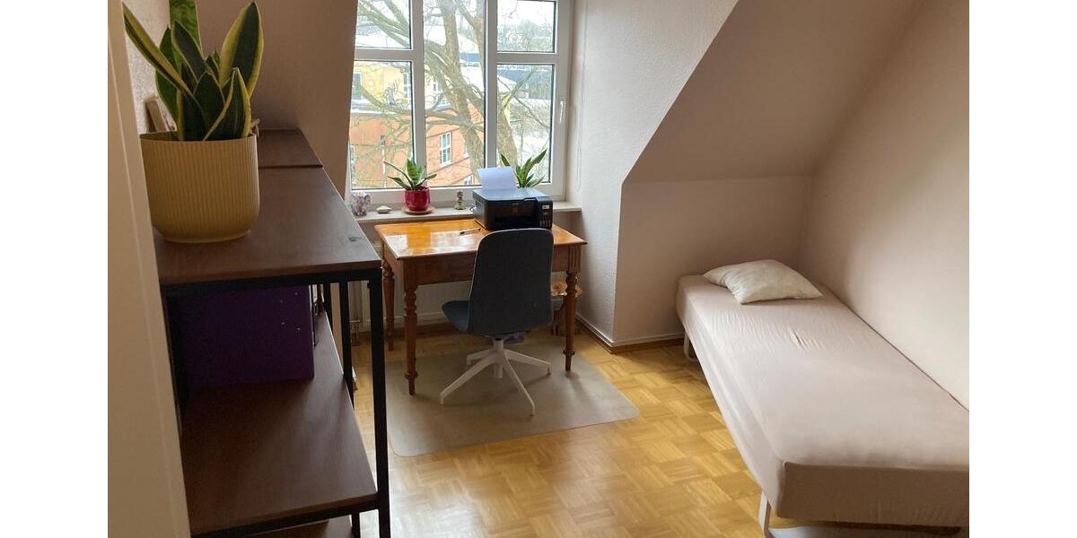 Dachgeschoßwohnung Tastrup - 4 Zimmer, 91 m&sup2;, 290.000&euro; | Angebot:24780716
