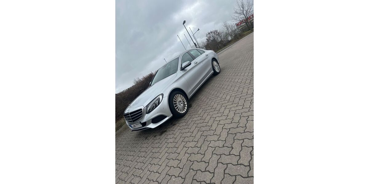 Mercedes-Benz C 220 168.000 km 14.200 &euro; Hürup 24975