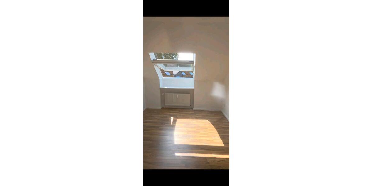 Dachgeschoßwohnung Büdelsdorf - 2 Zimmer, 45 m&sup2;, 129.500&euro; | Angebot:27267907
