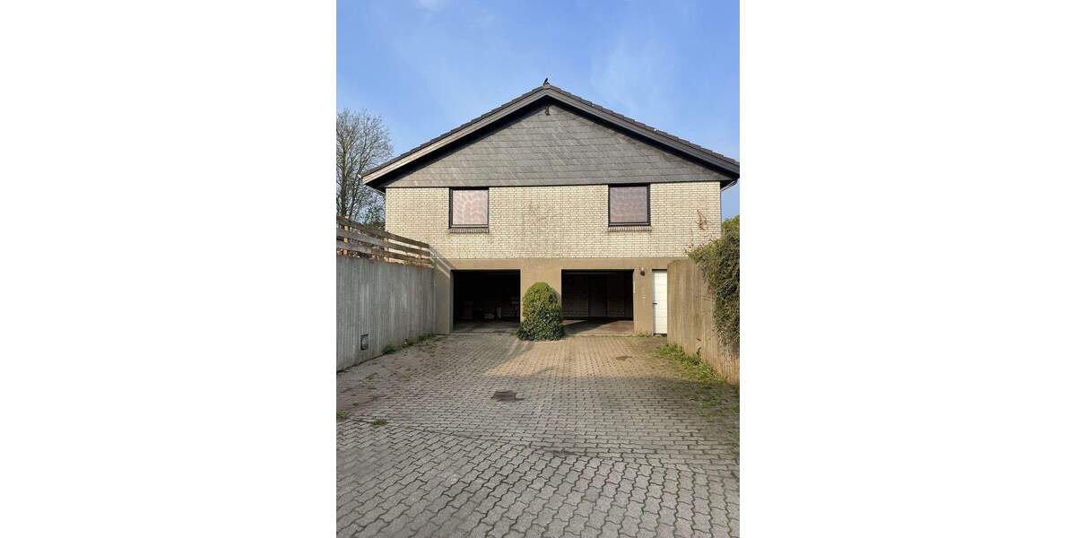 Einfamilienhaus Schleswig - 6 Zimmer, 202 m&sup2;, 420.000&euro; | Angebot:25657418