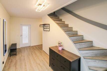 Haus Stolk - 6 Zimmer, 419.000&euro; | Angebot:25718971