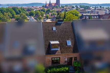 Haus Schleswig - 4.5 Zimmer, 100 m&sup2;, 265.000&euro; | Angebot:25936969