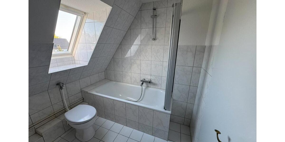 Dachgeschoßwohnung Schuby - 2 Zimmer, 42 m&sup2;, 420&euro; | Angebot:26473164