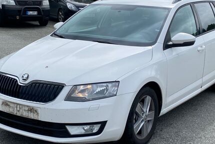 Skoda Octavia 322.000 km 4.750 &euro; Bilschau 24988