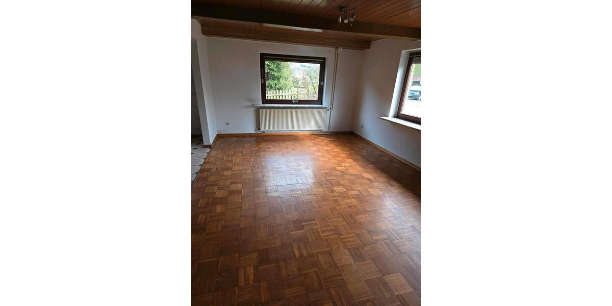Einfamilienhaus Schwabstedt - 5 Zimmer, 140 m&sup2;, 220.000&euro; | Angebot:25961155