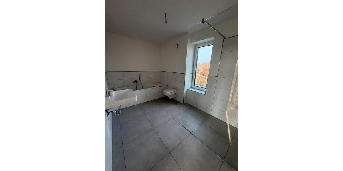 Etagenwohnung Westerrönfeld - 5 Zimmer, 145 m&sup2;, 1.780&euro; | Angebot:25886849