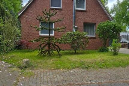 Haus Schülldorf - 6.5 Zimmer, 120 m&sup2;, 270.000&euro; | Angebot:25052403