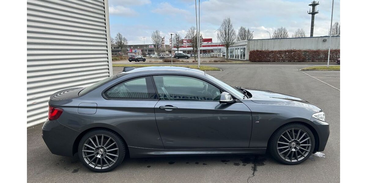 BMW 220 124.000 km 15.100 &euro; Büdelsdorf 24782