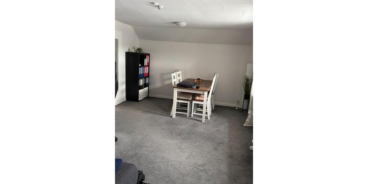 Dachgeschoßwohnung Steinbergkirche - 1 Zimmer, 70 m&sup2;, 750&euro; | Angebot:25942299