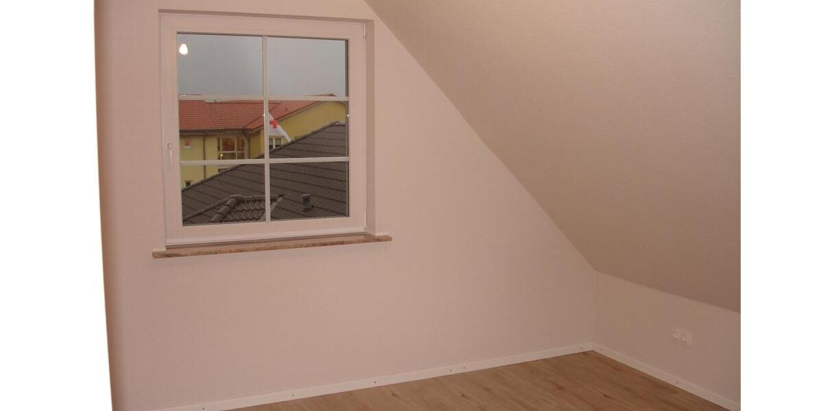 Dachgeschoßwohnung Mittelangeln - 2 Zimmer, 63 m&sup2;, 690&euro; | Angebot:25841537