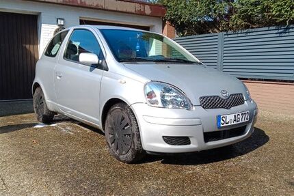 Toyota Yaris 120.000 km 1.199 &euro; Kropp 24848