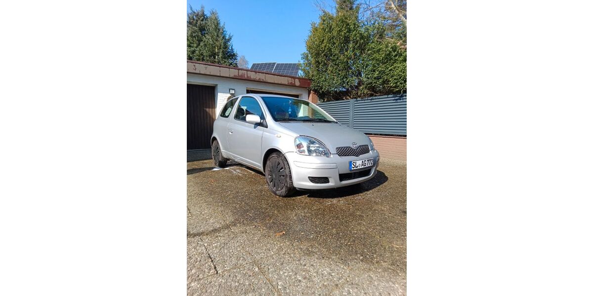 Toyota Yaris 120.000 km 1.199 &euro; Kropp 24848