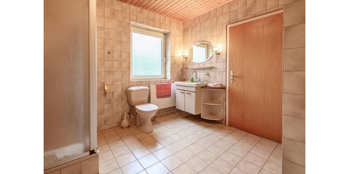 Provisionsfrei* Großzügiges familienfreundliches Zweifamilienhaus mit großem Garten in zentraler Lage in Fockbek - Einfamilienhaus Fockbek | Angebot:25403770