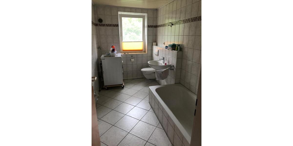 Maisonettenwohnung Büdelsdorf - 4 Zimmer, 125 m&sup2;, 1.300&euro; | Angebot:25717952