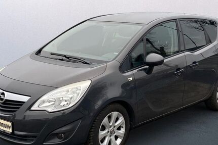 Opel Meriva 74.500 km 5.900 &euro; Hohn 24806