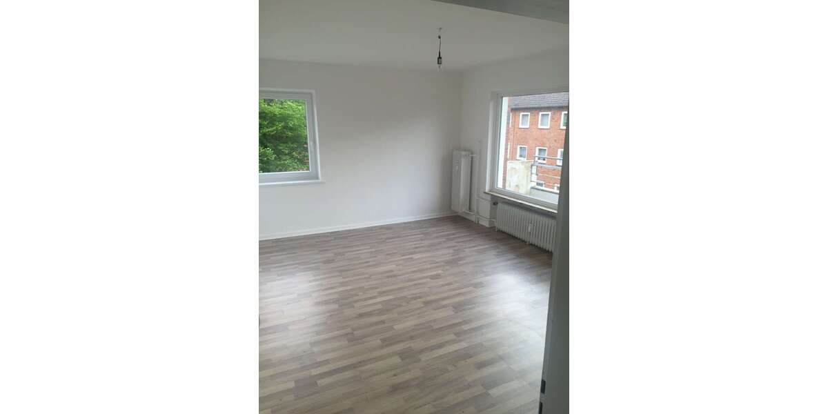 Etagenwohnung Rendsburg - 4 Zimmer, 86 m&sup2;, 765&euro; | Angebot:23125375