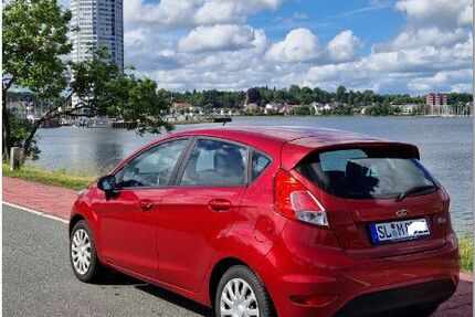 Ford Fiesta 83.500 km 6.950 &euro; Schaalby 24882