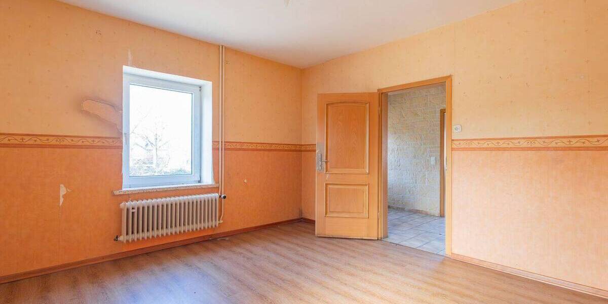 Mehrfamilienhaus, Wohnhaus Erfde - 8 Zimmer, 300 m&sup2;, 319.000&euro; | Angebot:25968608
