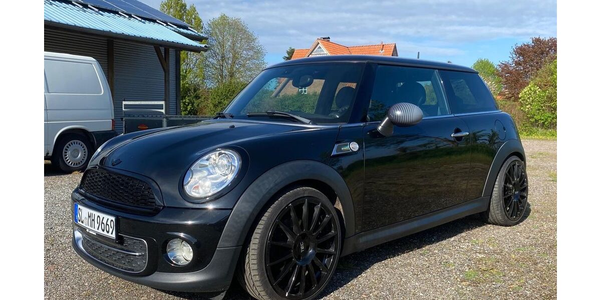 Mini Cooper D 240.311 km 5.900 &euro; Kappeln 24376