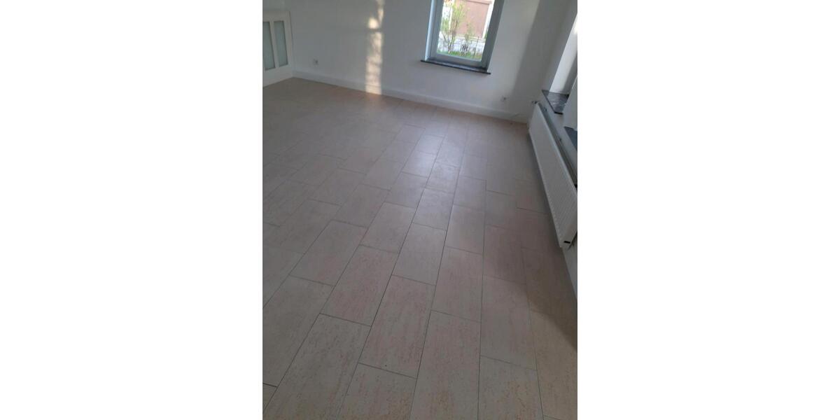 Erdgeschoßwohnung Winnert - 3 Zimmer, 95 m&sup2;, 670&euro; | Angebot:25772739