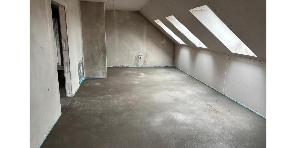 Dachgeschoßwohnung Viöl - 4 Zimmer, 92 m&sup2;, 1.175&euro; | Angebot:25612486