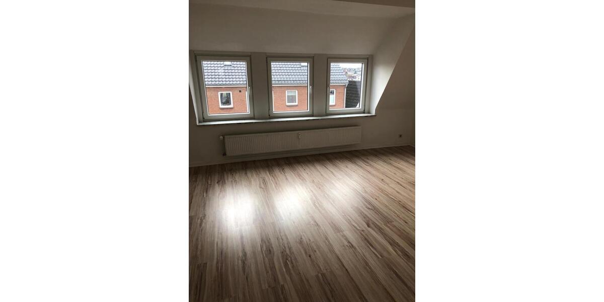 Dachgeschoßwohnung Tastrup - 3 Zimmer, 66 m&sup2;, 663&euro; | Angebot:25869682