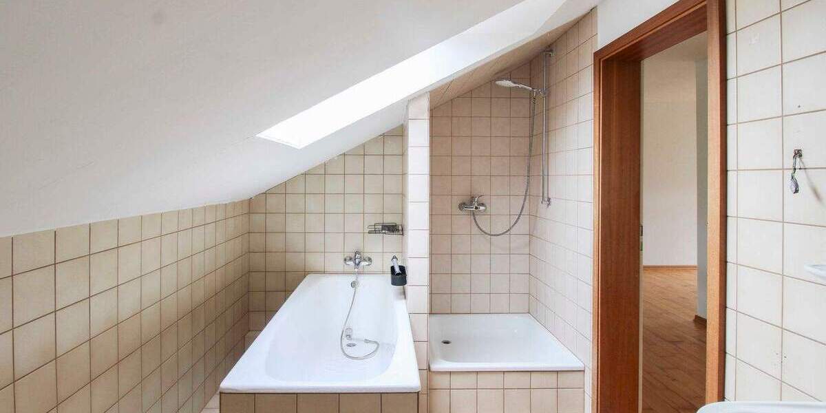 Einfamilienhaus Schwabstedt - 6 Zimmer, 177 m&sup2;, 240.000&euro; | Angebot:25748787