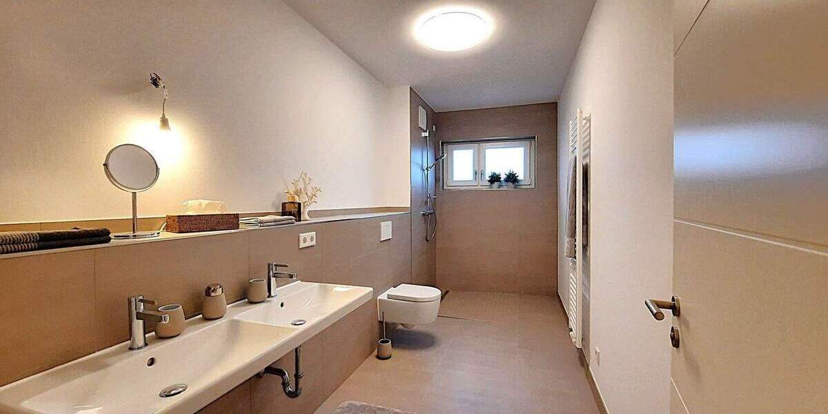 Etagenwohnung Schleswig - 2 Zimmer, 66 m&sup2;, 387.000&euro; | Angebot:25671432
