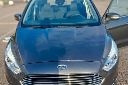 Ford Galaxy 125.200 km 18.100 &euro; Rendsburg 24768