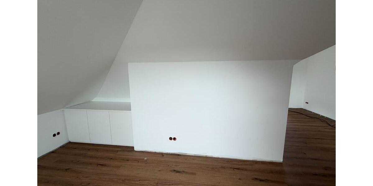 Dachgeschoßwohnung Fahrdorf - 3 Zimmer, 92 m&sup2;, 1.600&euro; | Angebot:25931741