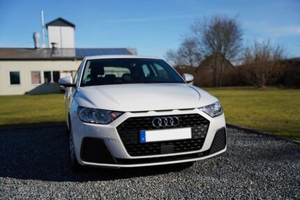 Audi A1 178.000 km 10.900 &euro; Schuby 24850