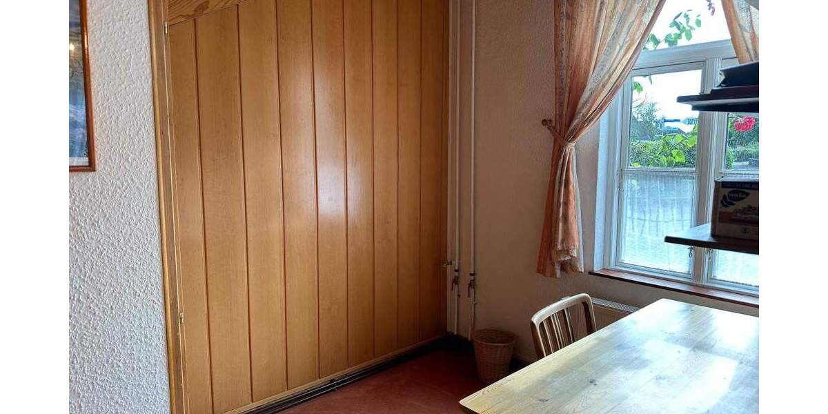 Einfamilienhaus Bergenhusen - 1 Zimmer, 300 m&sup2;, 355.000&euro; | Angebot:25708130